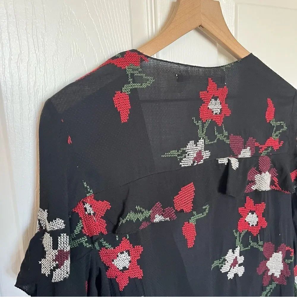 Chelsea Violet Embroidered Floral Blouse - Picture 9 of 14